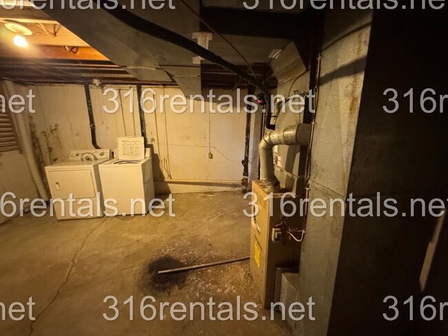 Photo - $850- 2 bed 1 bath - Townhomes