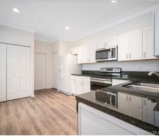 2166 Hacienda Terrace