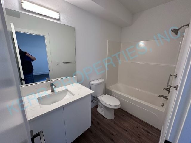 Photo - 9023 NE Hoyt St