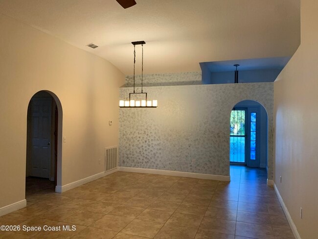 Photo - 1649 La Maderia Dr