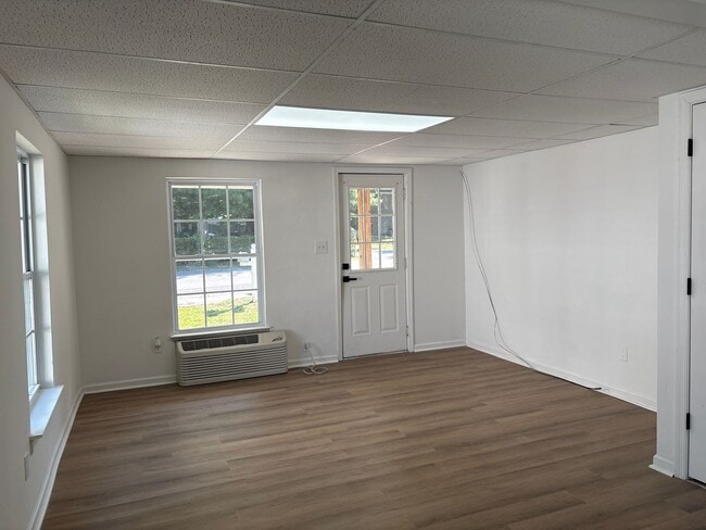 Photo - Renovated Duplex in Central Tullahoma
