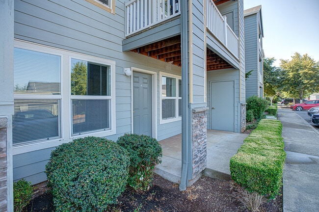 Eola Heights Apartments