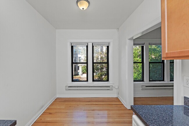 Photo - 3816 N Fremont St Unit 1W