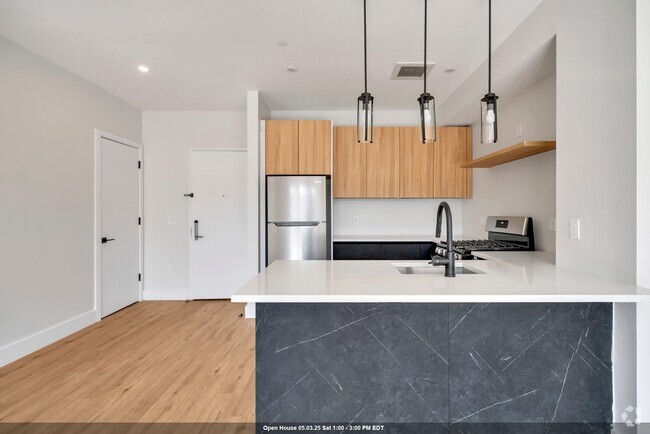 Building Photo - 3601 Liberty Ave Unit 410 Rental