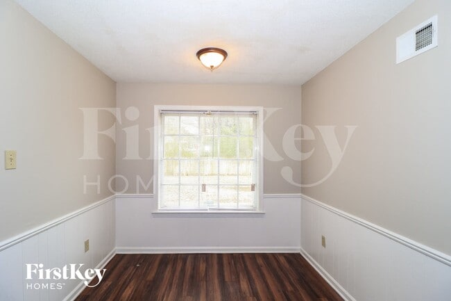 Photo - 3349 Lynchburg St