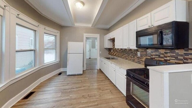 Photo - 118 Ridgeway Ave