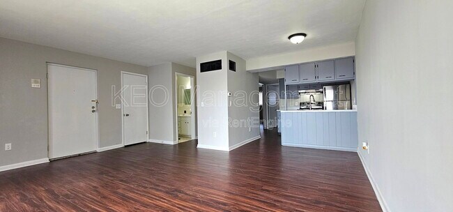 Photo - 3813 Briar Pl Unit 11