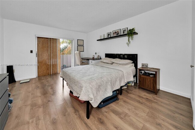 Photo - 4011 N Meridian Ave Unit 38