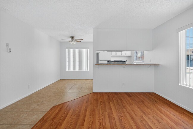 1066 Coronado Ave Unidad 204
