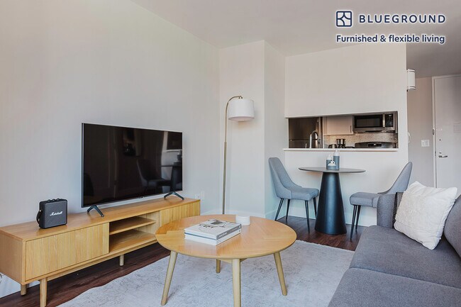 Photo - 175 E 96th St Unit FL10-ID1593