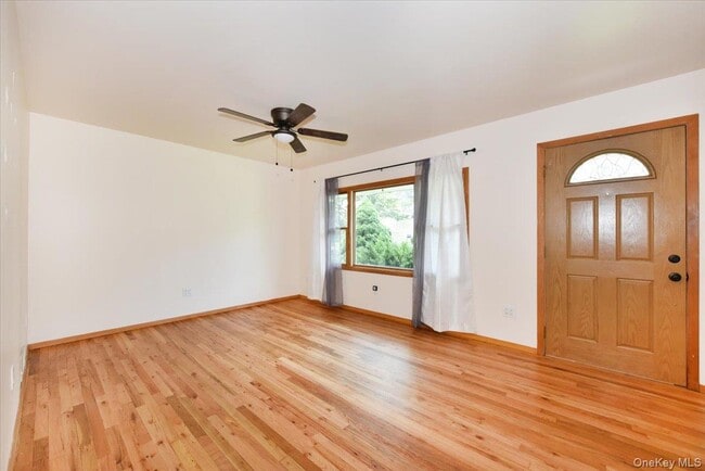 Photo - 257 Maple St