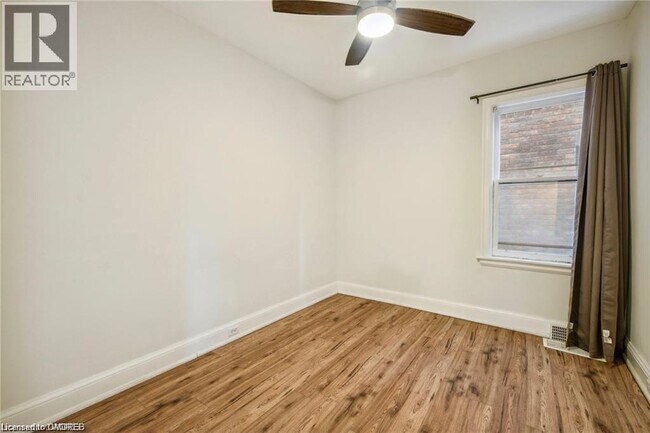 Photo - 51 Smith Ave