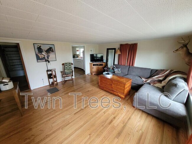 Photo - 417 Old Bethel Rd