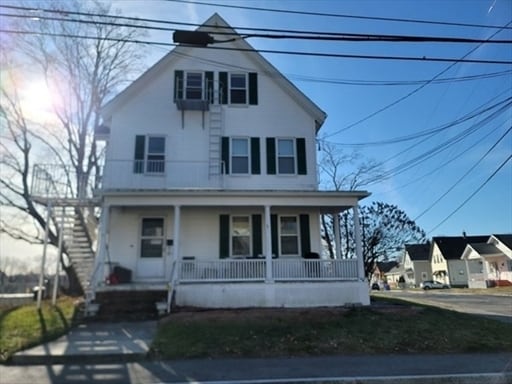 Building Photo - 26 Kilton St Unit #2 Rental