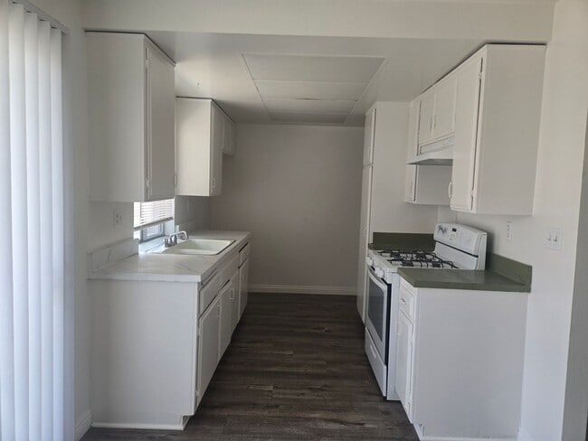2072 S Nautical St Unit 3