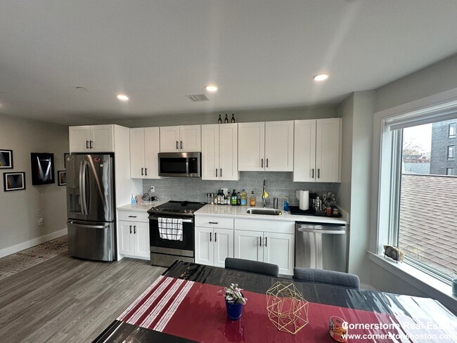 Photo - 210 Old Colony Ave Unidad 200-301