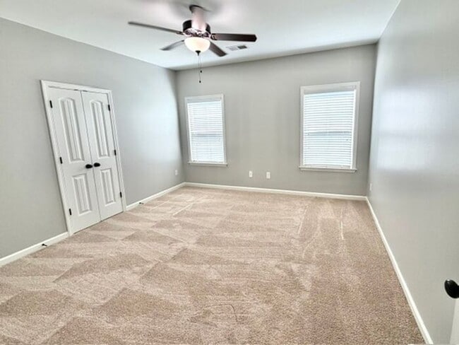 Photo - Oakland, 4 Bedroom 2.5 Bath Home