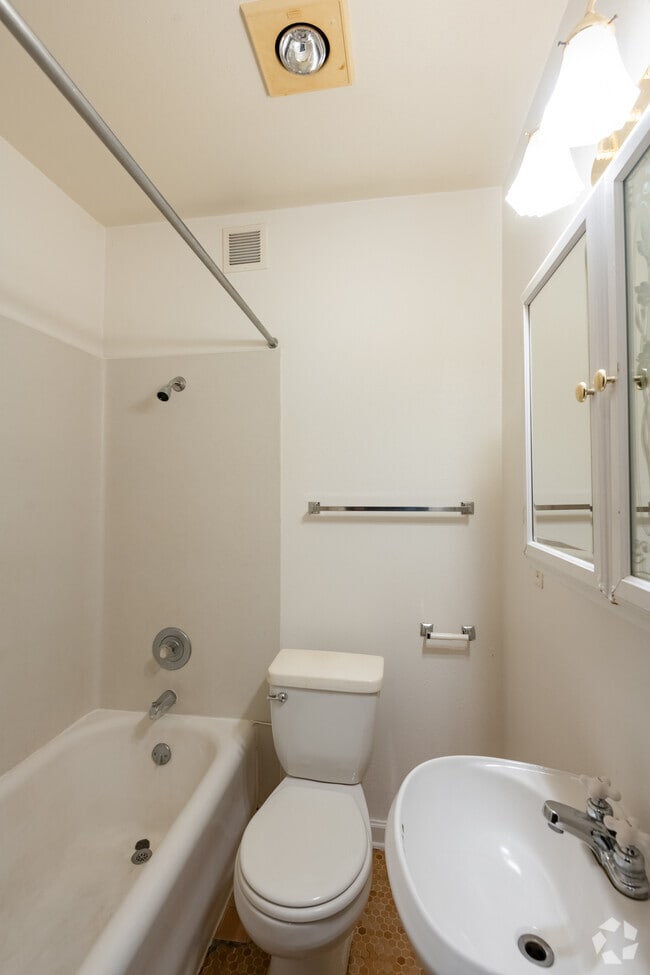 The Carlton Apartments For Rent in WA