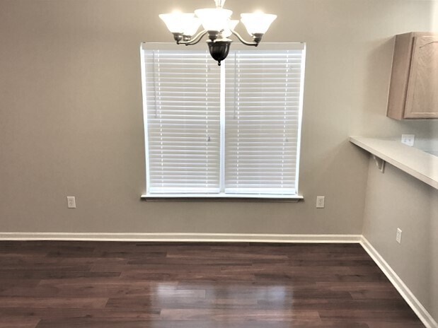 Photo - 56 Sandy Pointe Dr