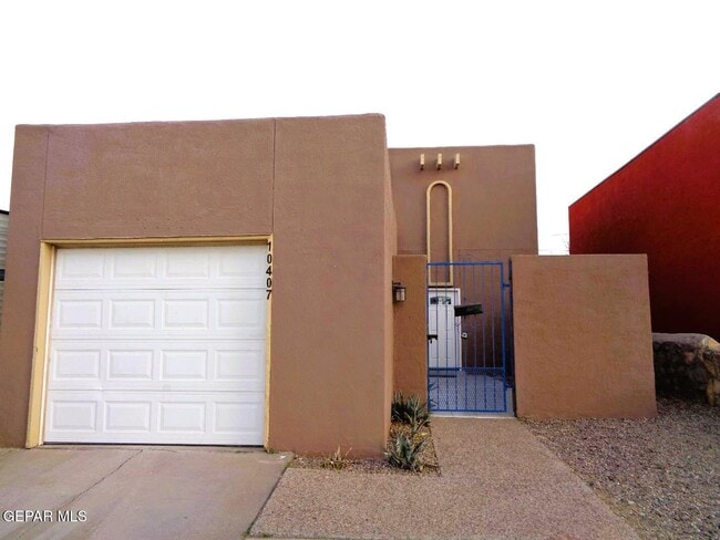 Building Photo - 10405 Ashwood Dr
