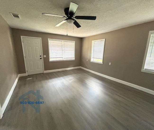 Photo - 601 Thomas St