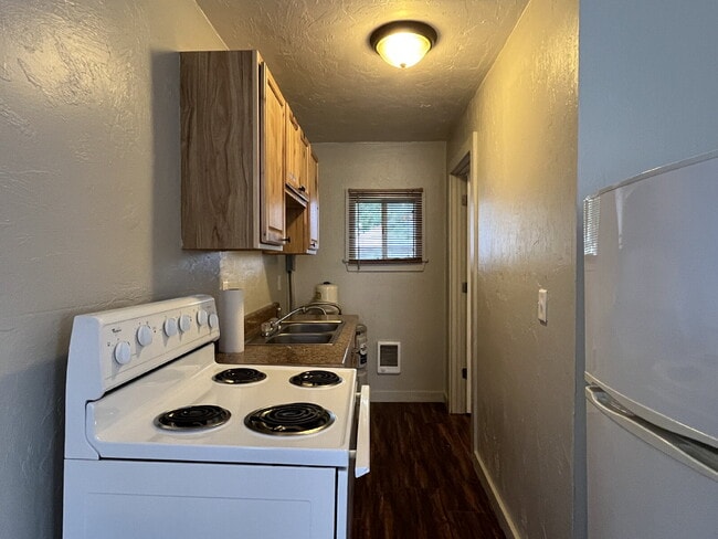 Photo - Studio Apartment for Lease June 1st Unit 2