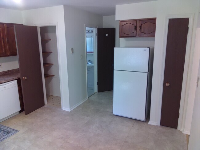 86 Sand Hill Rd Unidad Left