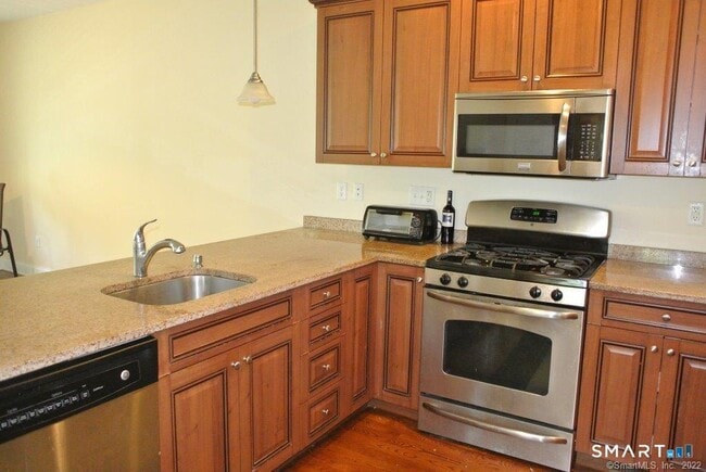 140 Kyles Way Unit 140