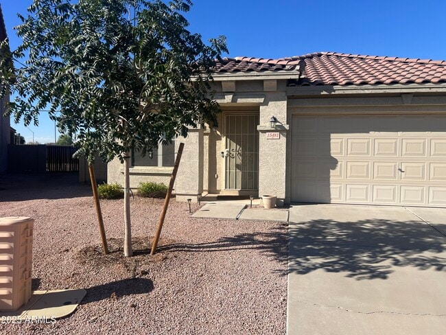 Building Photo - 15481 W Cameron Cir