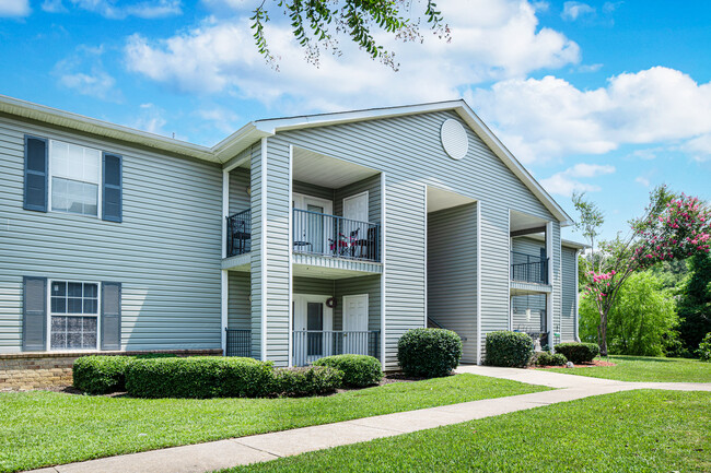 Graystone Hills - Graystone Hills Apartments