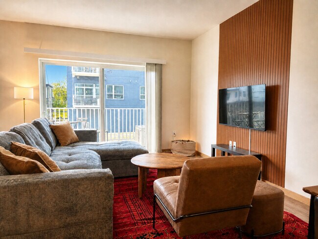 1640 N Water St Unit SI ID1379063P