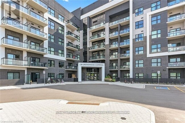 Photo - 128 Grovewood Common Unité 333