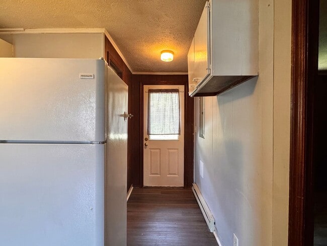 Photo - 1504 6th St SE Unit B