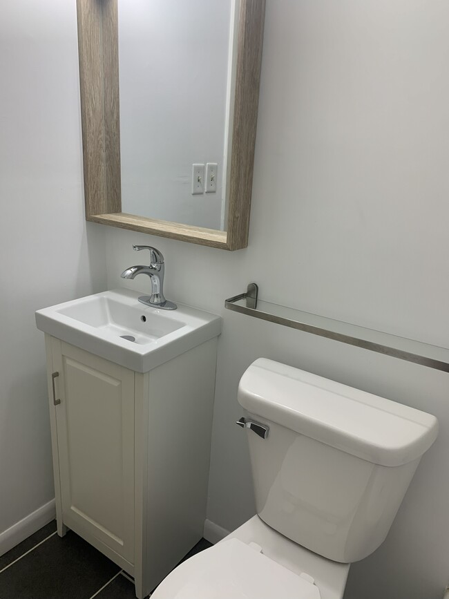 Photo - 10614 McPherson St