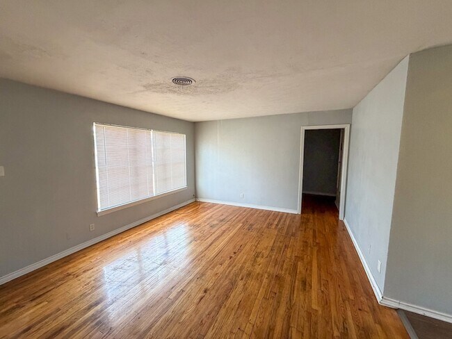 32 Twining Dr Unit A
