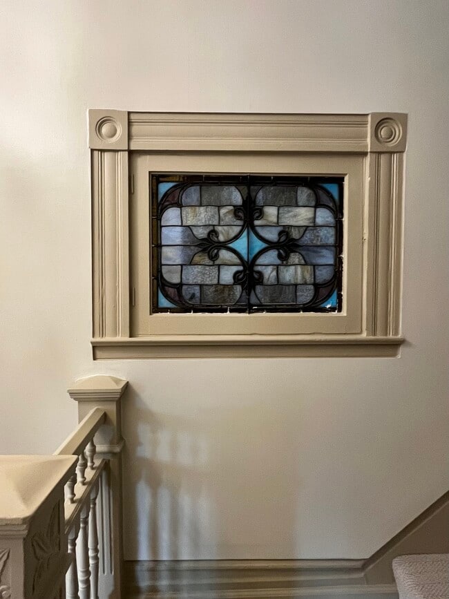 Original stained glass restored - 347 Spahr St