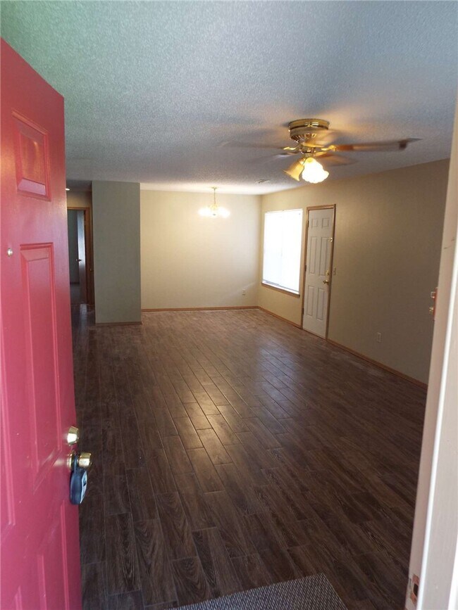 Photo - 1510 N Bernice Dr