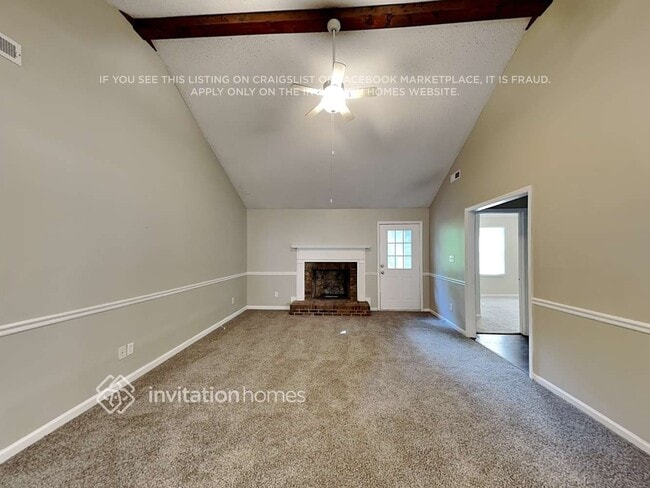 Photo - 635 Tryon Pl