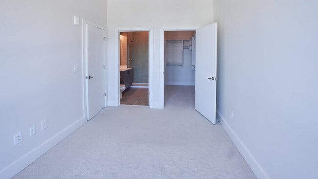 Dormitorio alfombrado