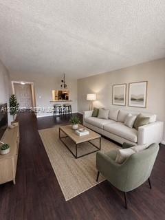 Photo - 3720 N Pine Island Rd Unidad 436