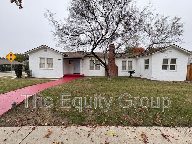 Building Photo - 1801 Riverside St