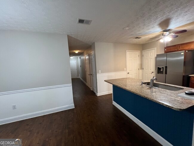 Photo - 333 Tara Commons Cir