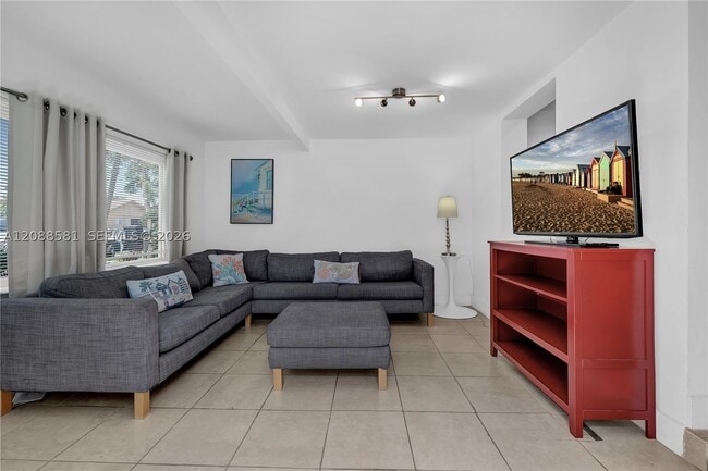 326 SW 14th St Unidad 2