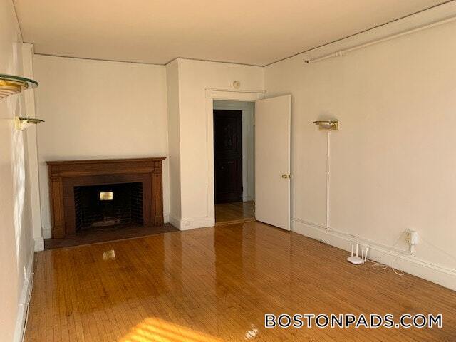 Photo - 91 Westland Ave Unidad 306