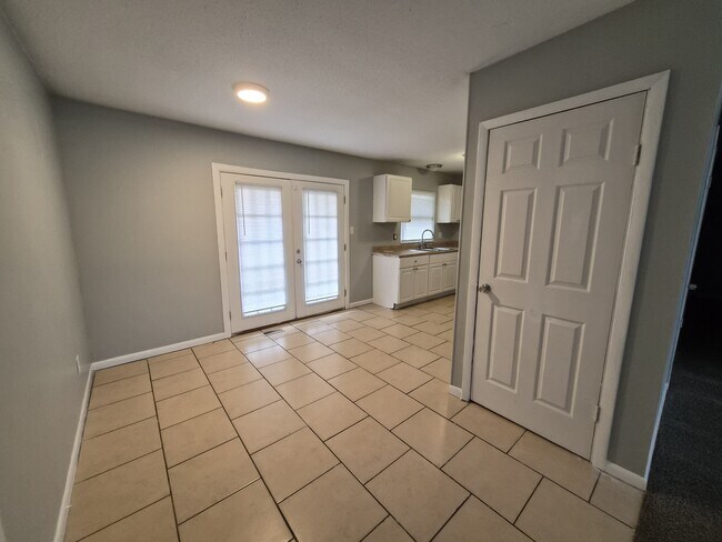 Photo - 3526 Luewan Ct