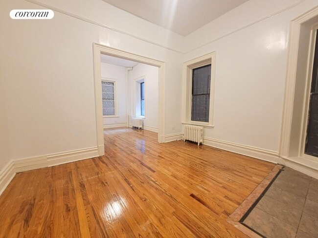 Photo - 172 W 77th St Apartment