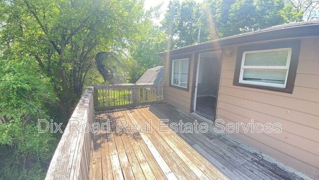 Photo - 424 Nordale Ave