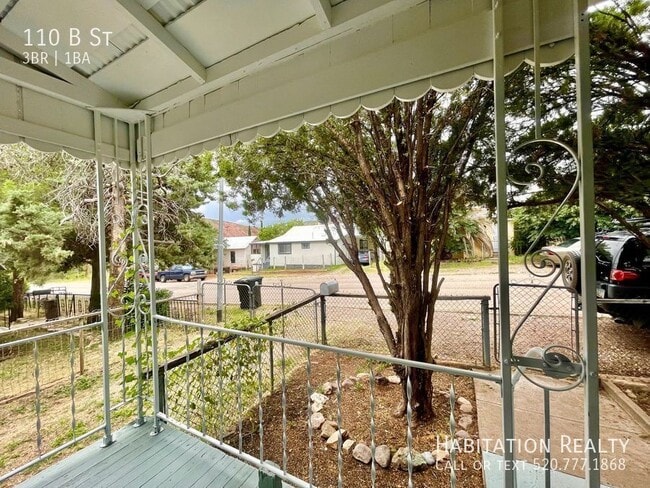 Photo - 110 B St