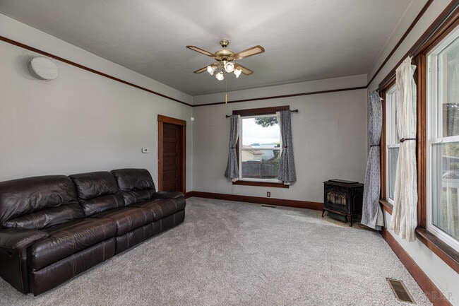 51738 SW Old Portland Rd