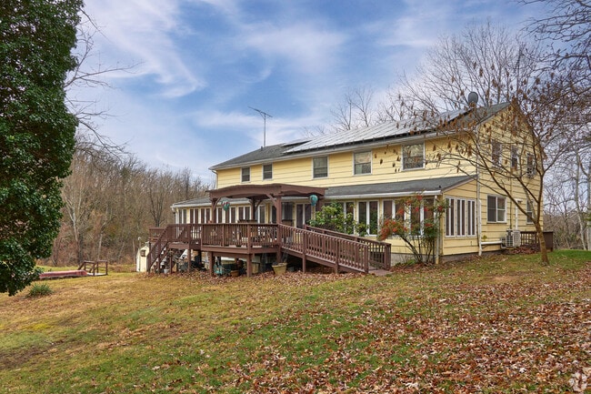 Photo - 67 Willow Lake Ln